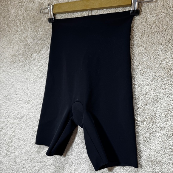 Commando Control Short Shapewear Black Seamless High Waist Bike Short XS - Picture 6 of 10